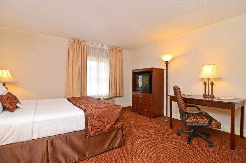 Red Roof Inn & Suites Hazleton Quarto foto
