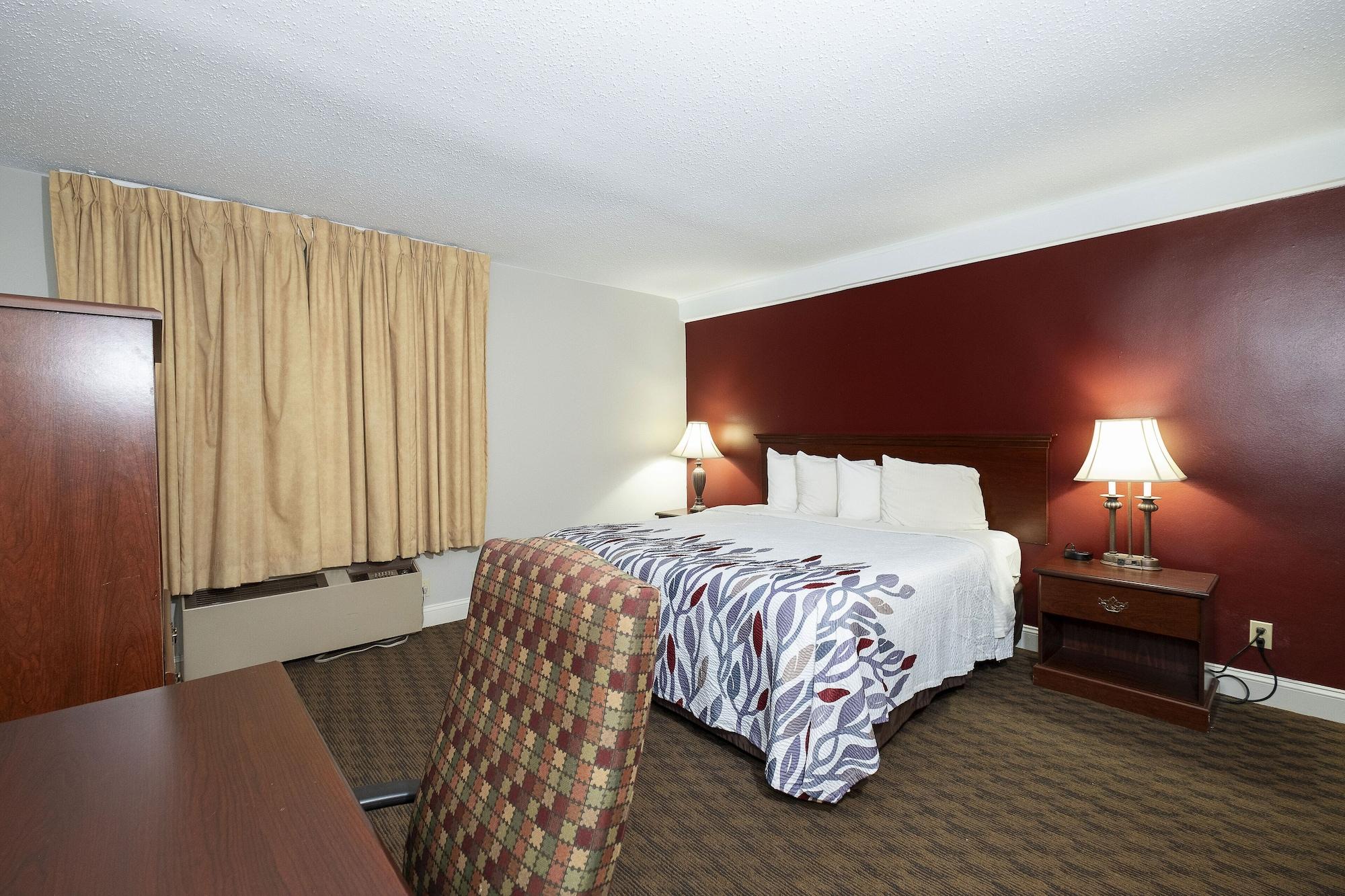 Red Roof Inn & Suites Hazleton Exterior foto