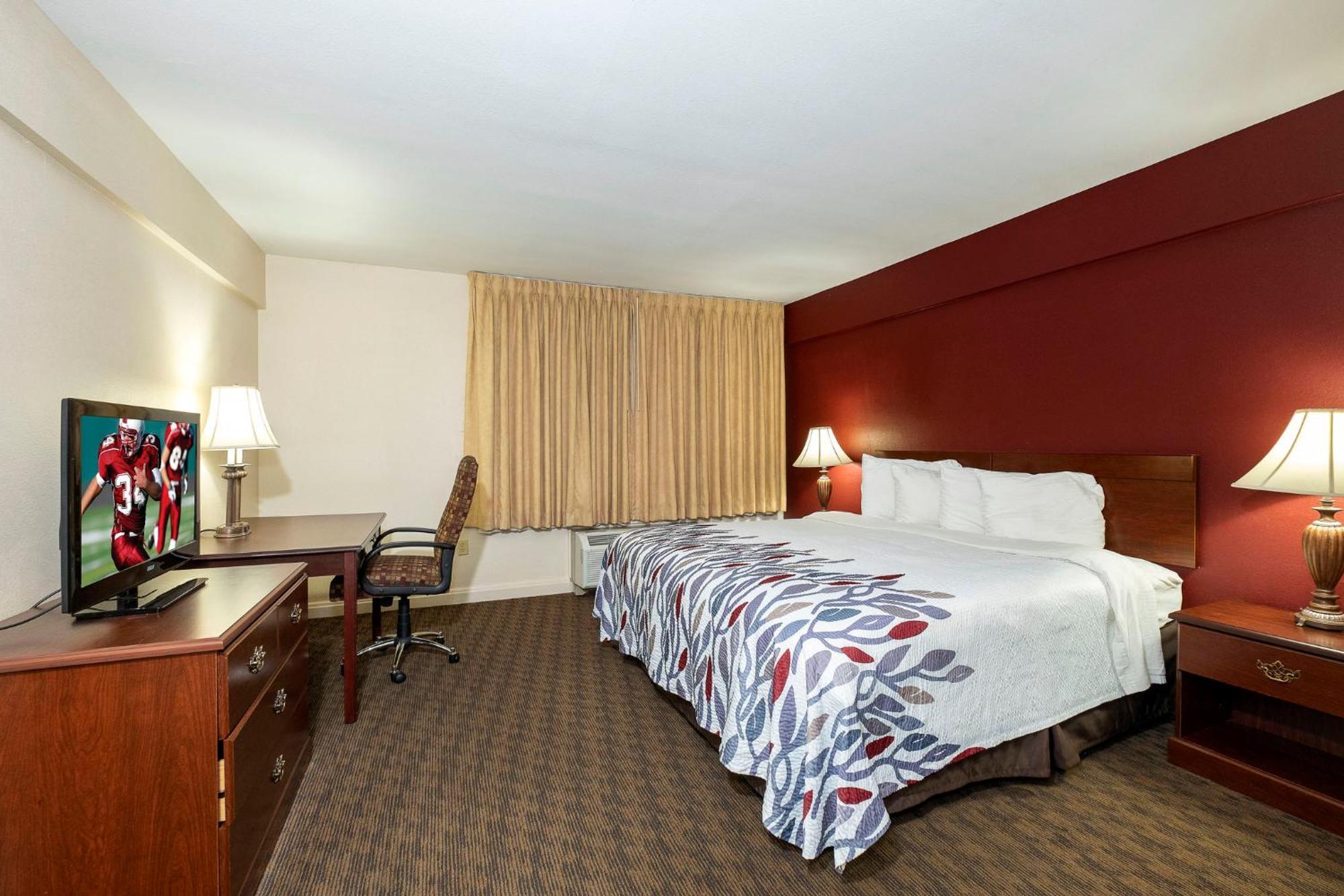 Red Roof Inn & Suites Hazleton Exterior foto
